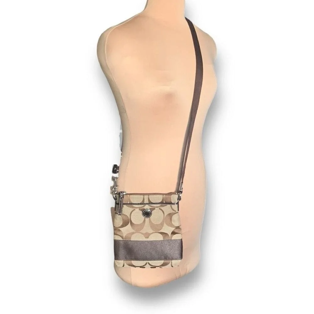 Coach Signature Monogram Canvas Crossbody Bag Brown Khaki Y2K Flat Messenger